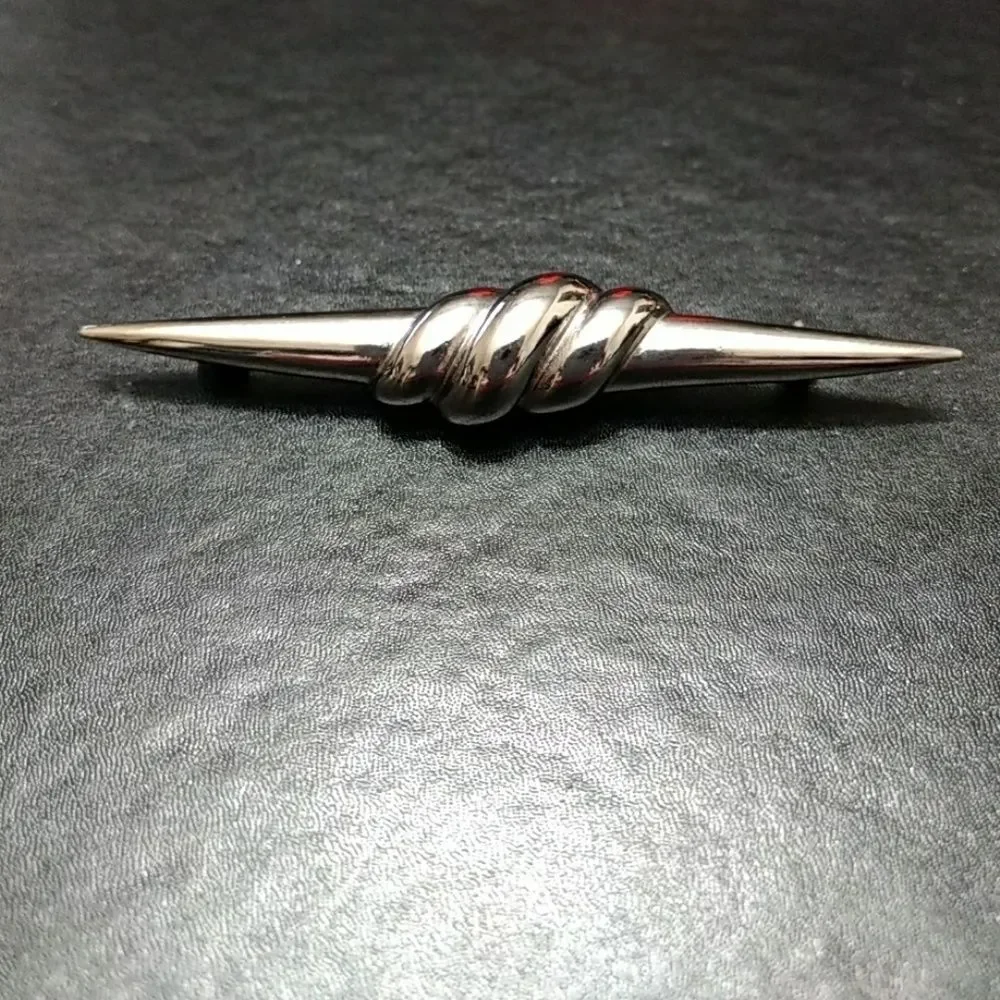 Silver tone long pointy pin brooch